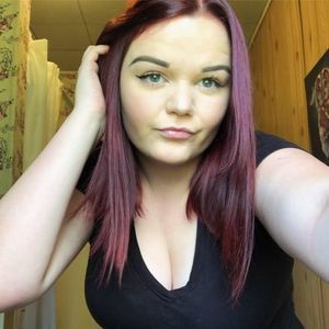 Meet your Posher, Cass